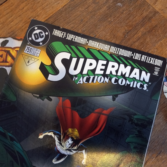 Comics - Picture 4 of 5